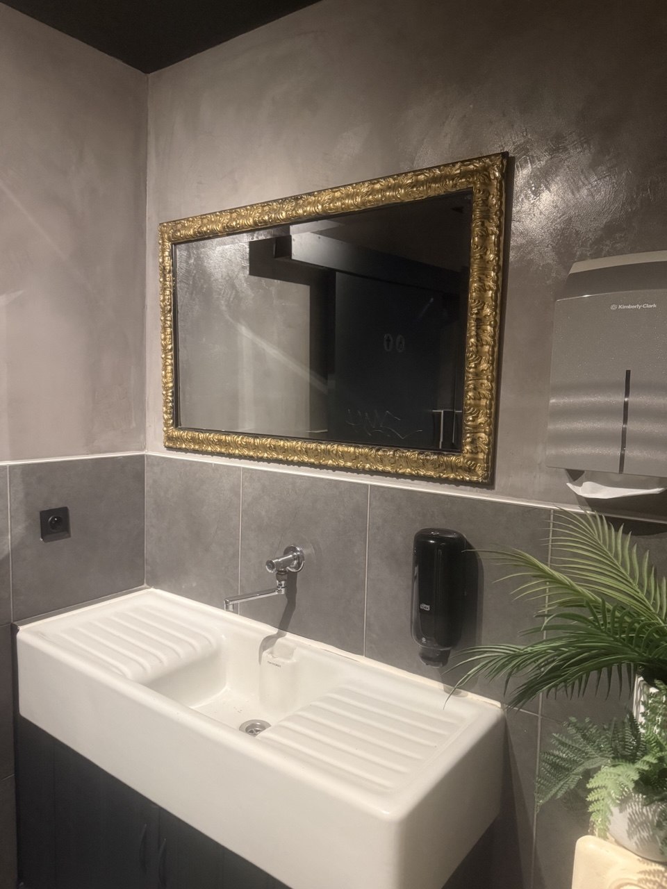 Afgewerkte decoratieve pleistertechniek